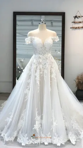 Ball Gown Off Shoulder Sleeve Lace Wedding Dress