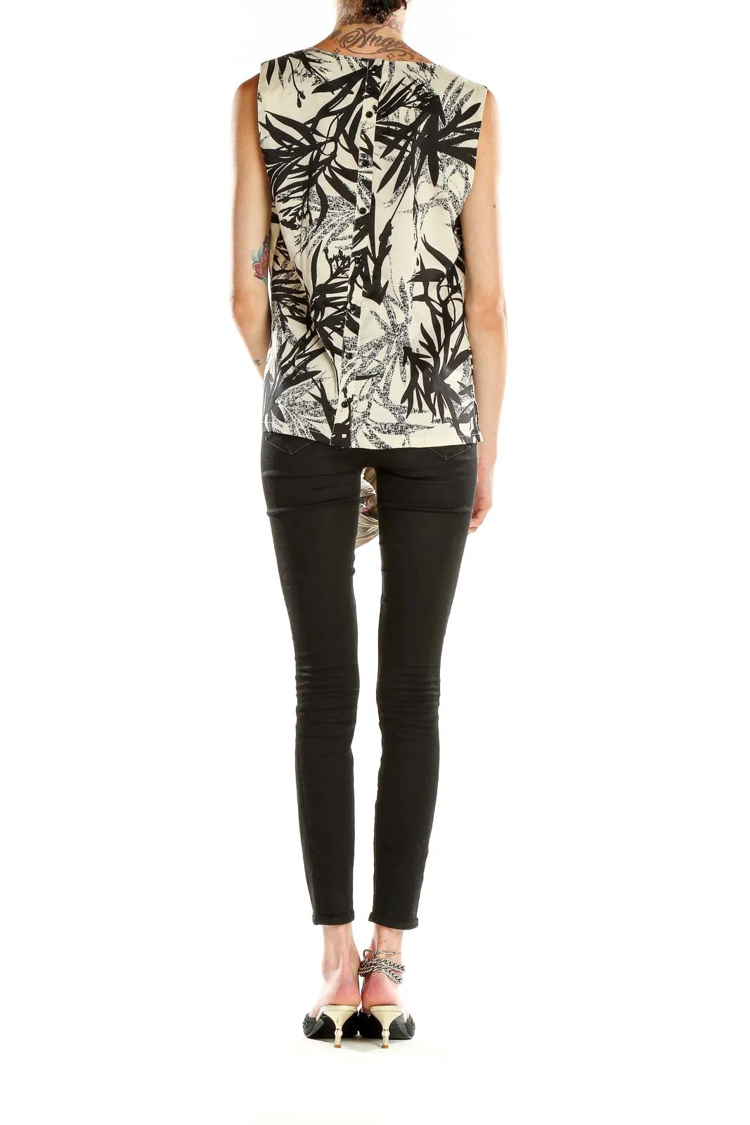 Black and White Tropical Print Sleeveless Top