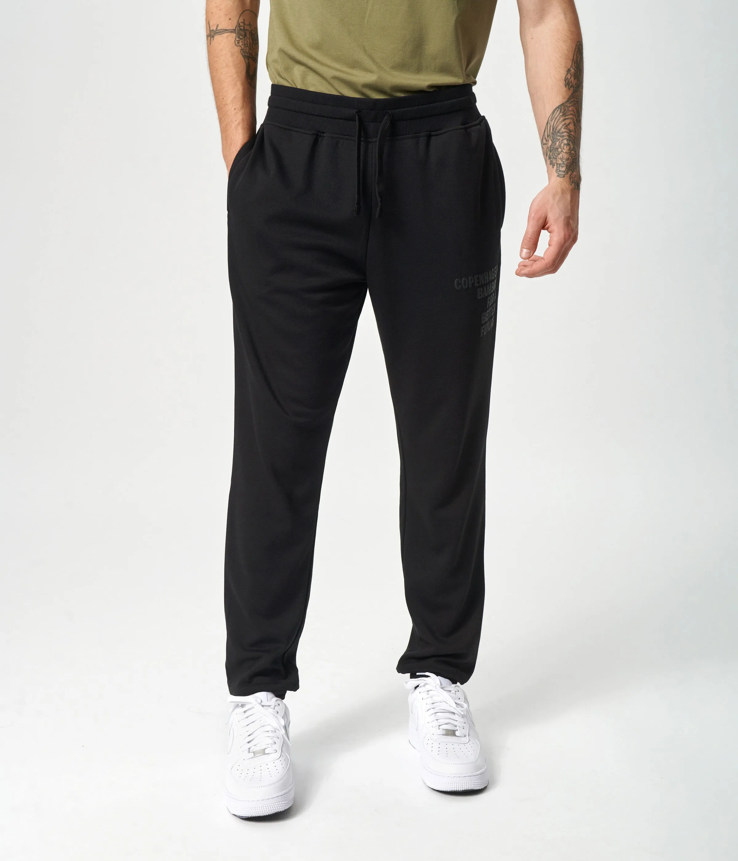 Black bamboo sweatpants with logo