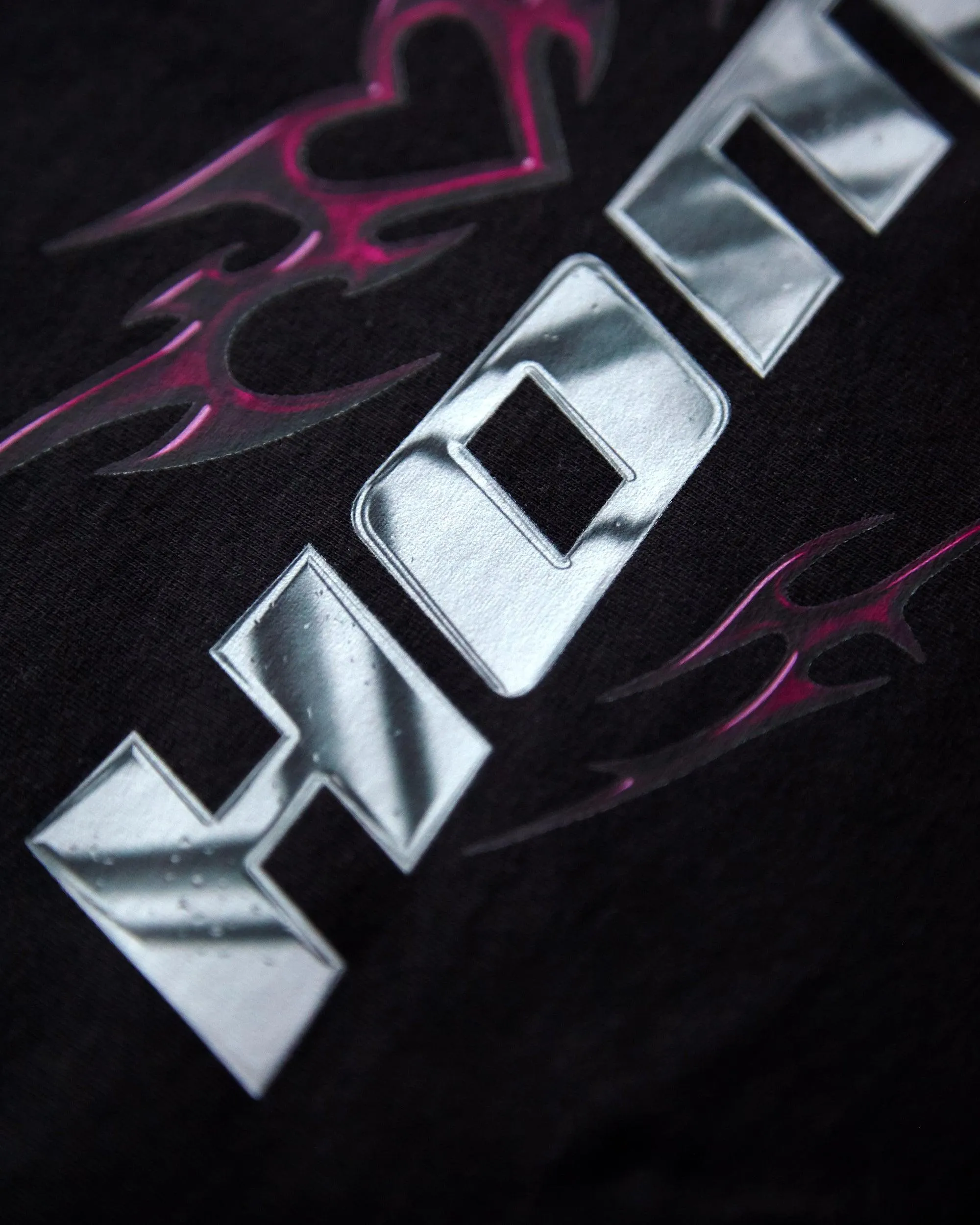 Chrome Y2K: HOMO, silver and pink on black - tee