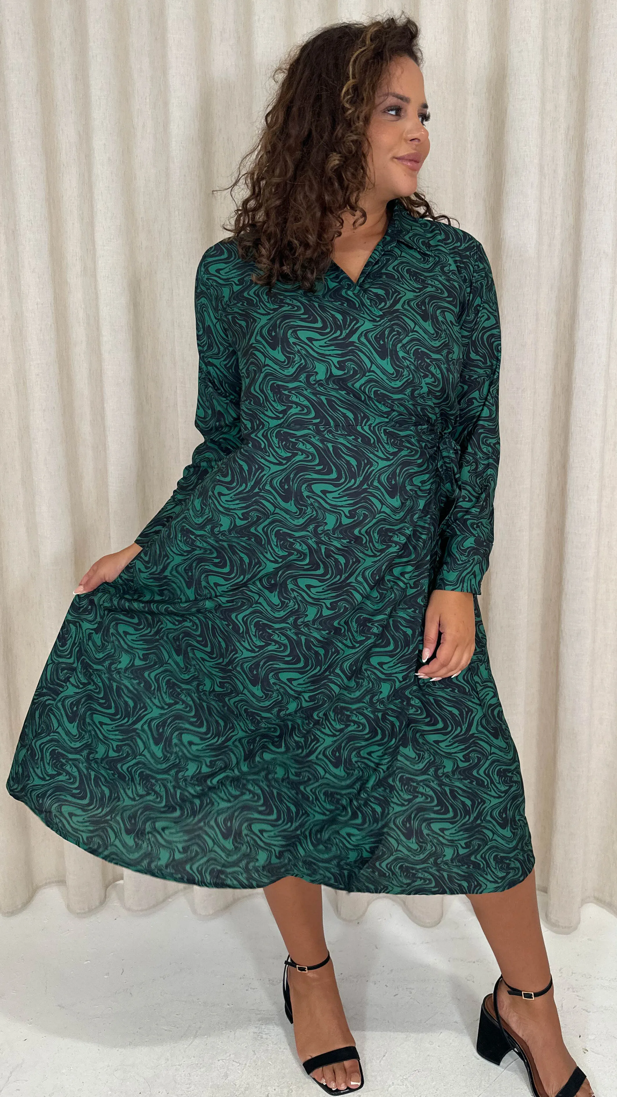 CurveWow Midi Wrap Shirt Dress Black & Green Swirl