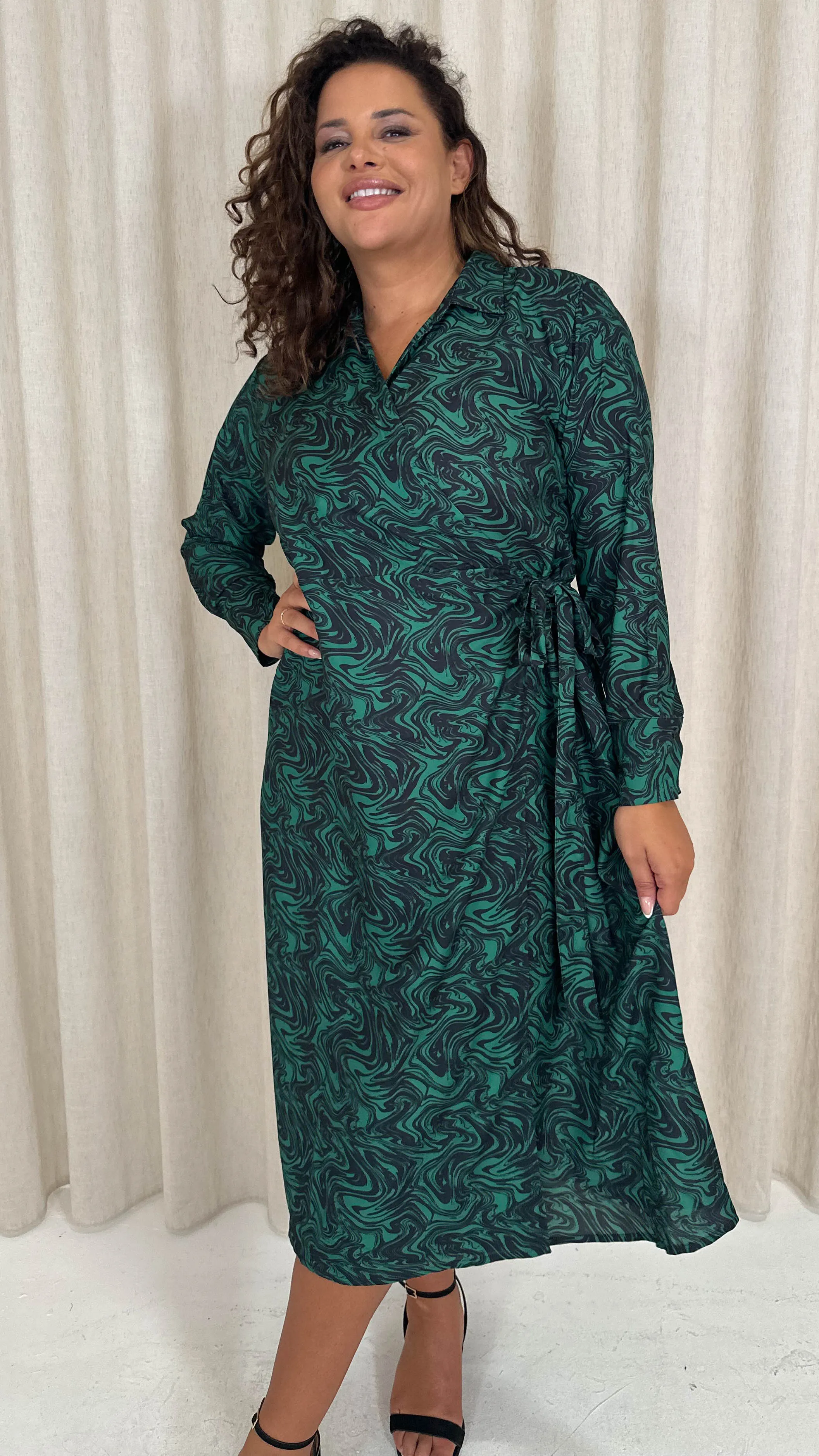 CurveWow Midi Wrap Shirt Dress Black & Green Swirl