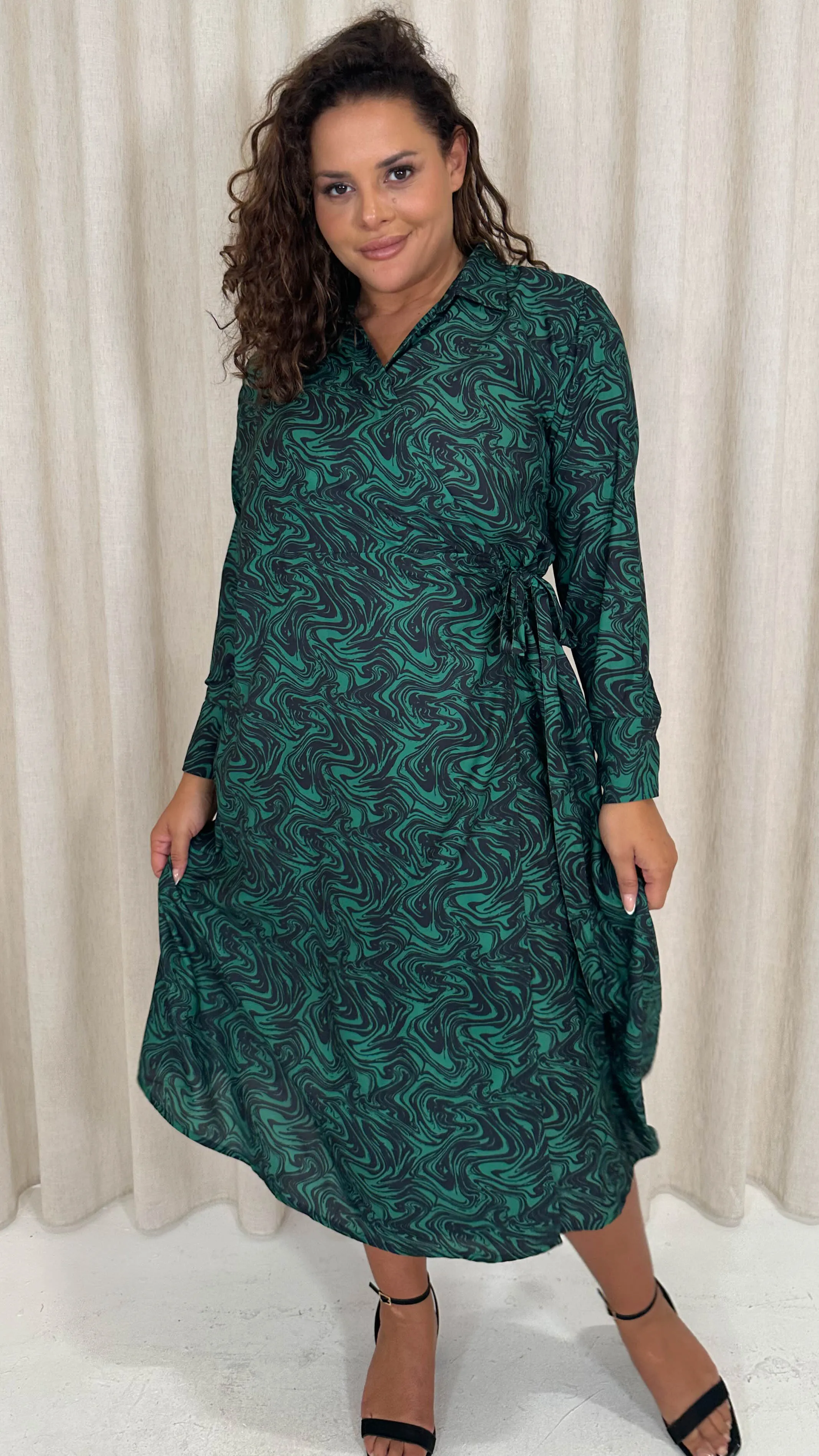 CurveWow Midi Wrap Shirt Dress Black & Green Swirl