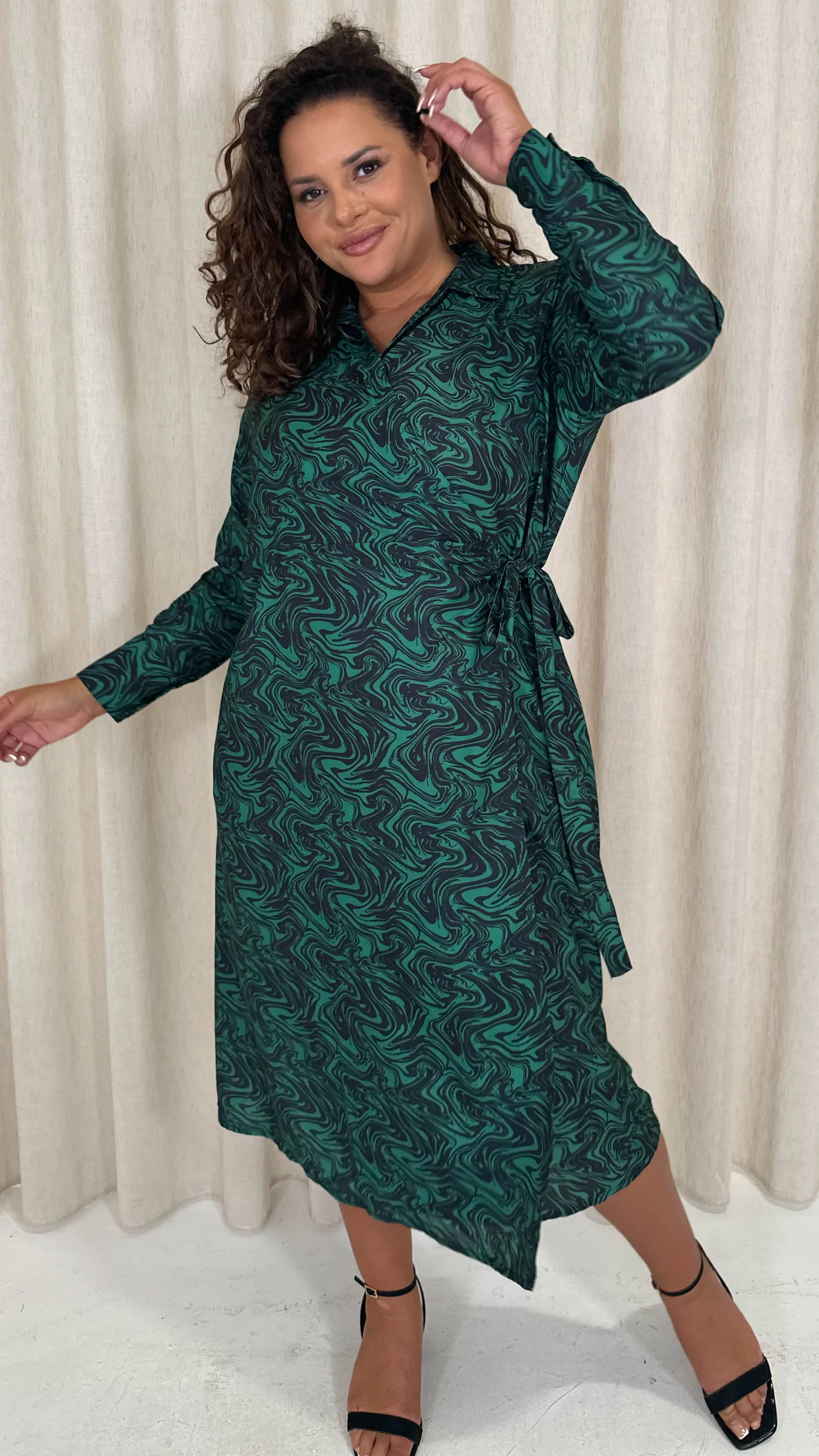 CurveWow Midi Wrap Shirt Dress Black & Green Swirl