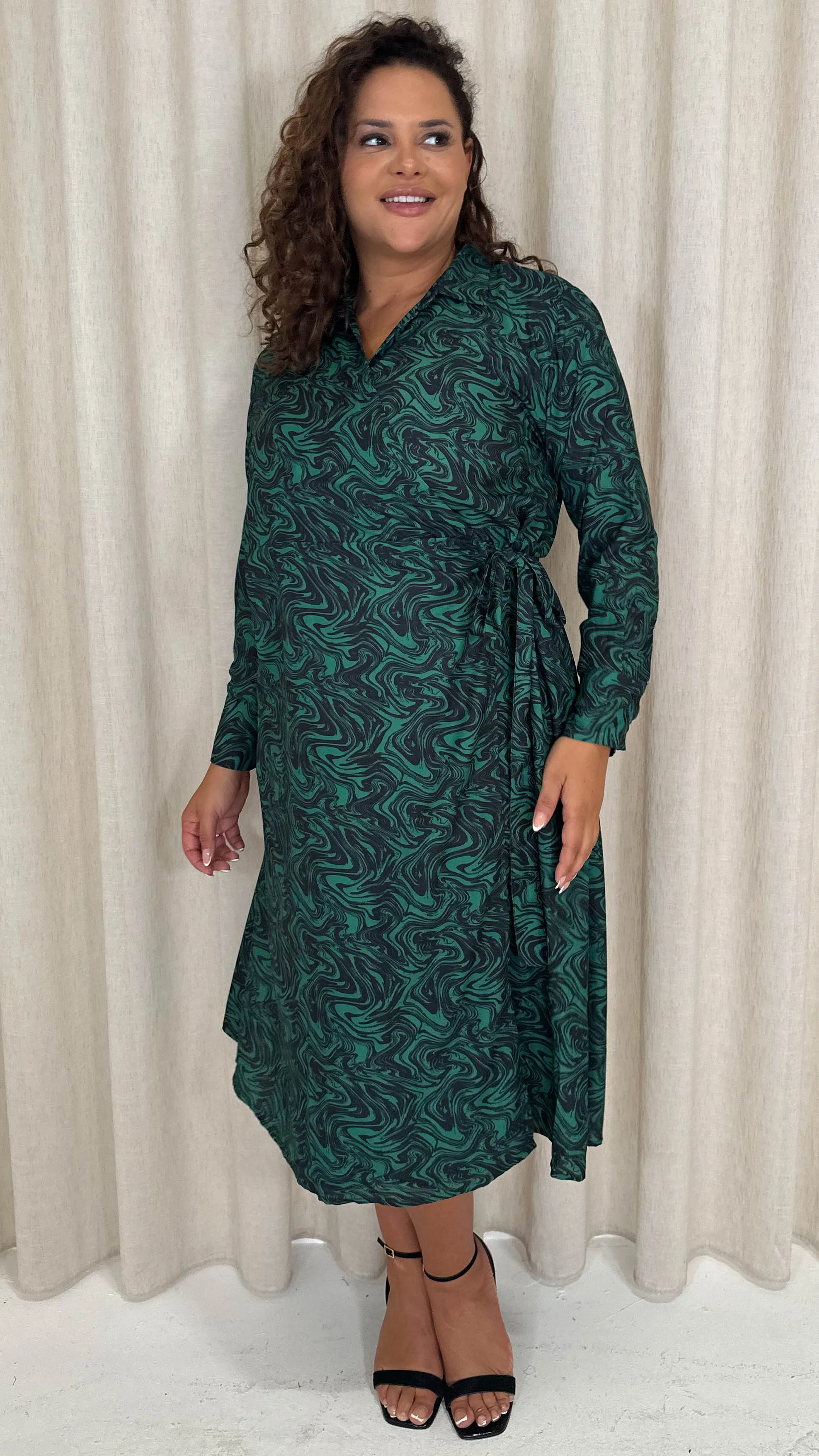 CurveWow Midi Wrap Shirt Dress Black & Green Swirl