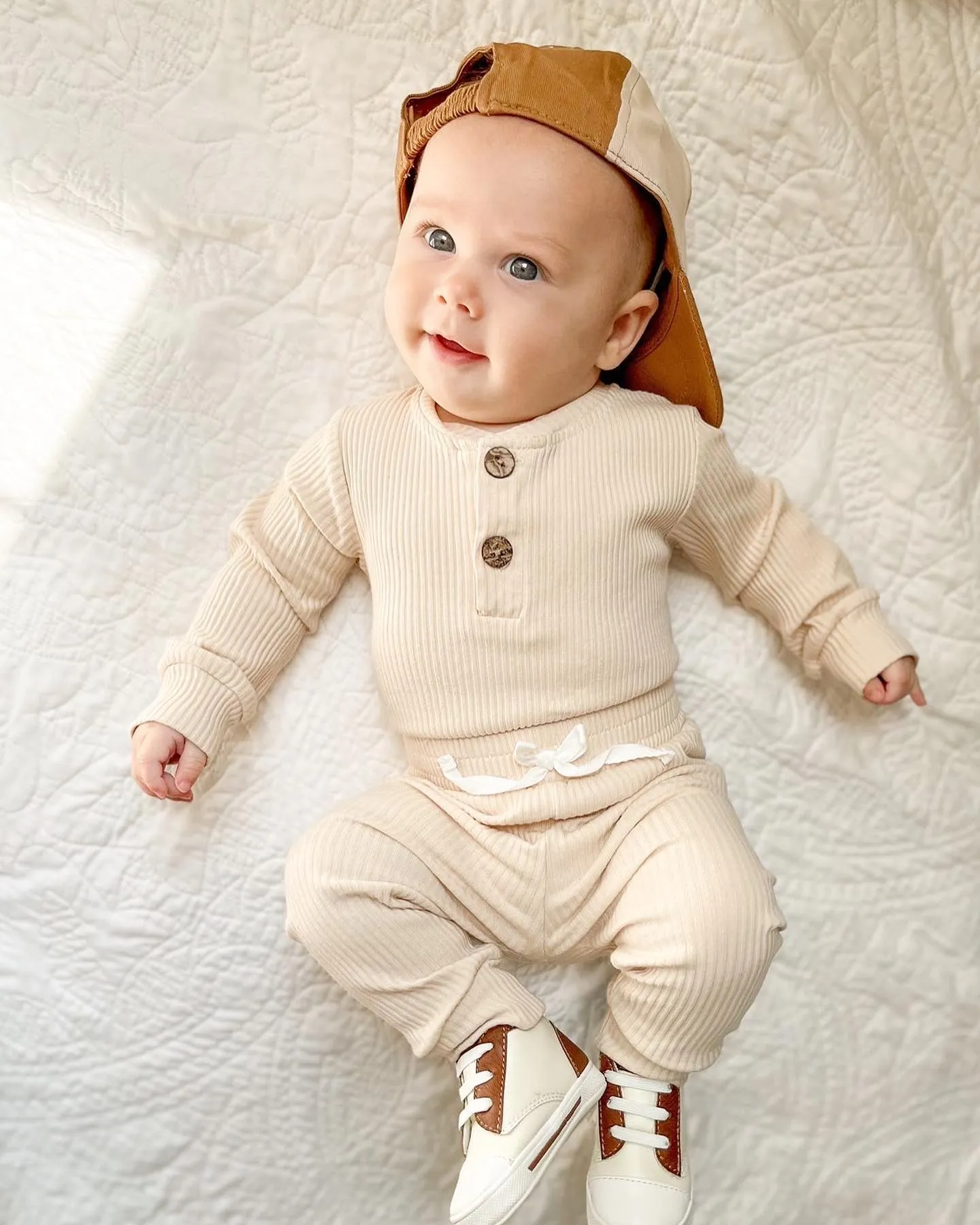 Kai | Ribbed Bodysuit and Pants Set - Beige