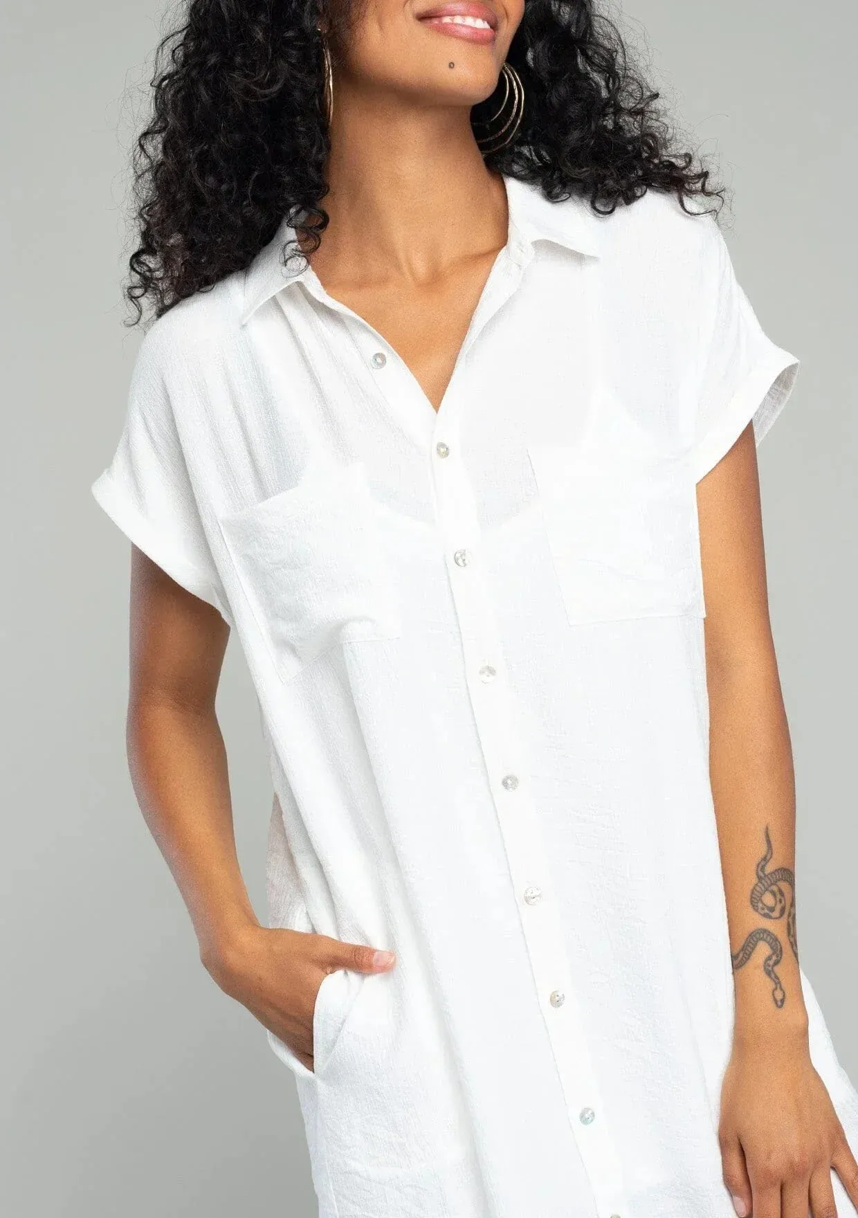 SHORT SLEEVE BUTTON DOWN MINI SHIRT DRESS